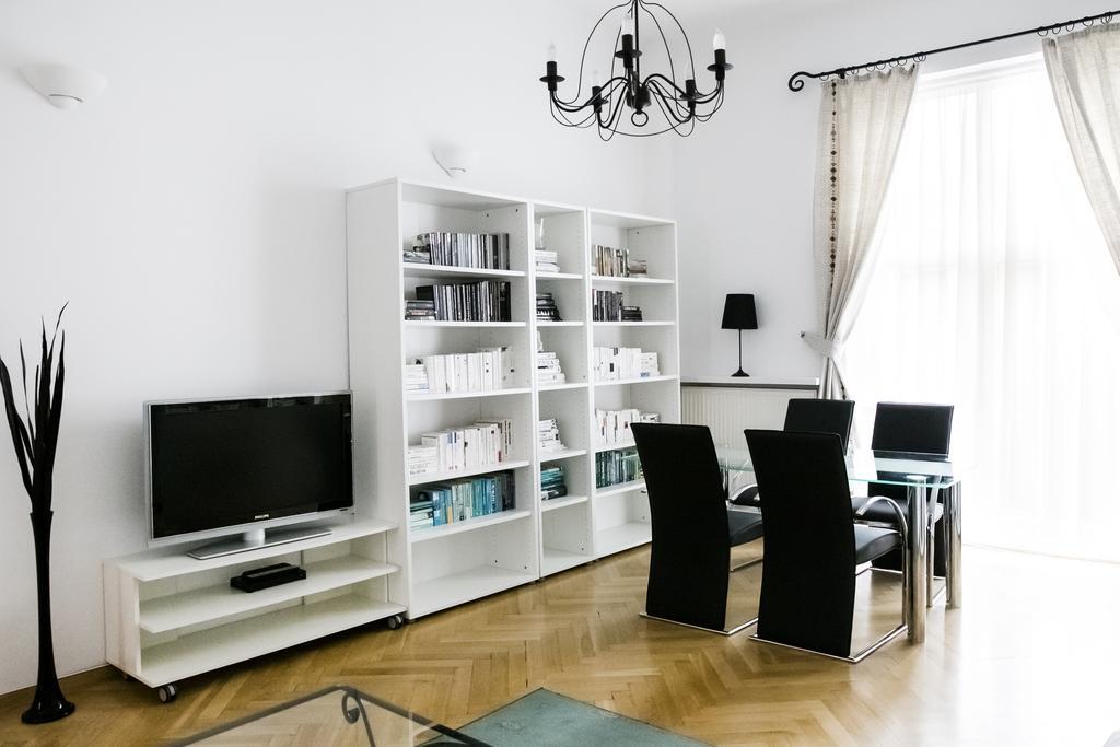 Roommate Apartments Boduena ワルシャワ 部屋 写真